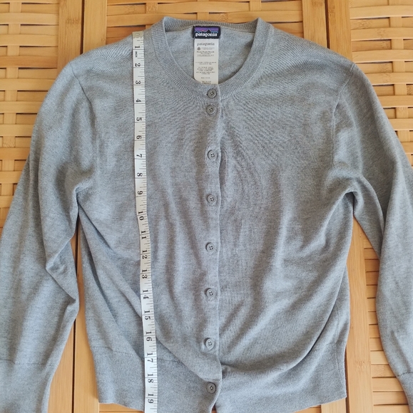 Patagonia button up cardigan - Picture 10 of 10